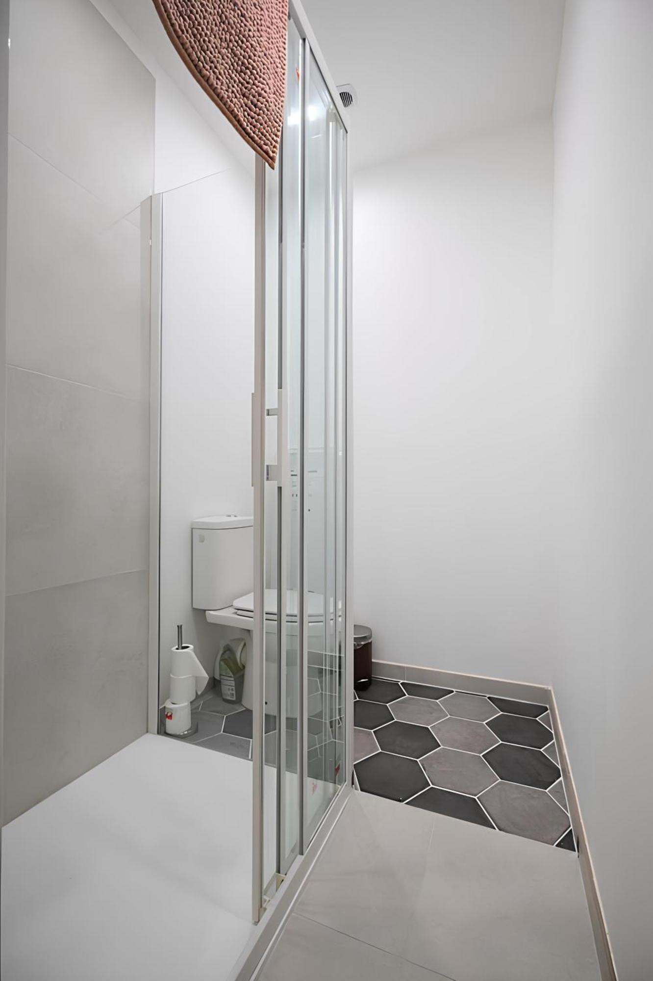 Dewailly, 2 Chambres, 3 Lits, Elegant, 700M Centre Ville أميا المظهر الخارجي الصورة