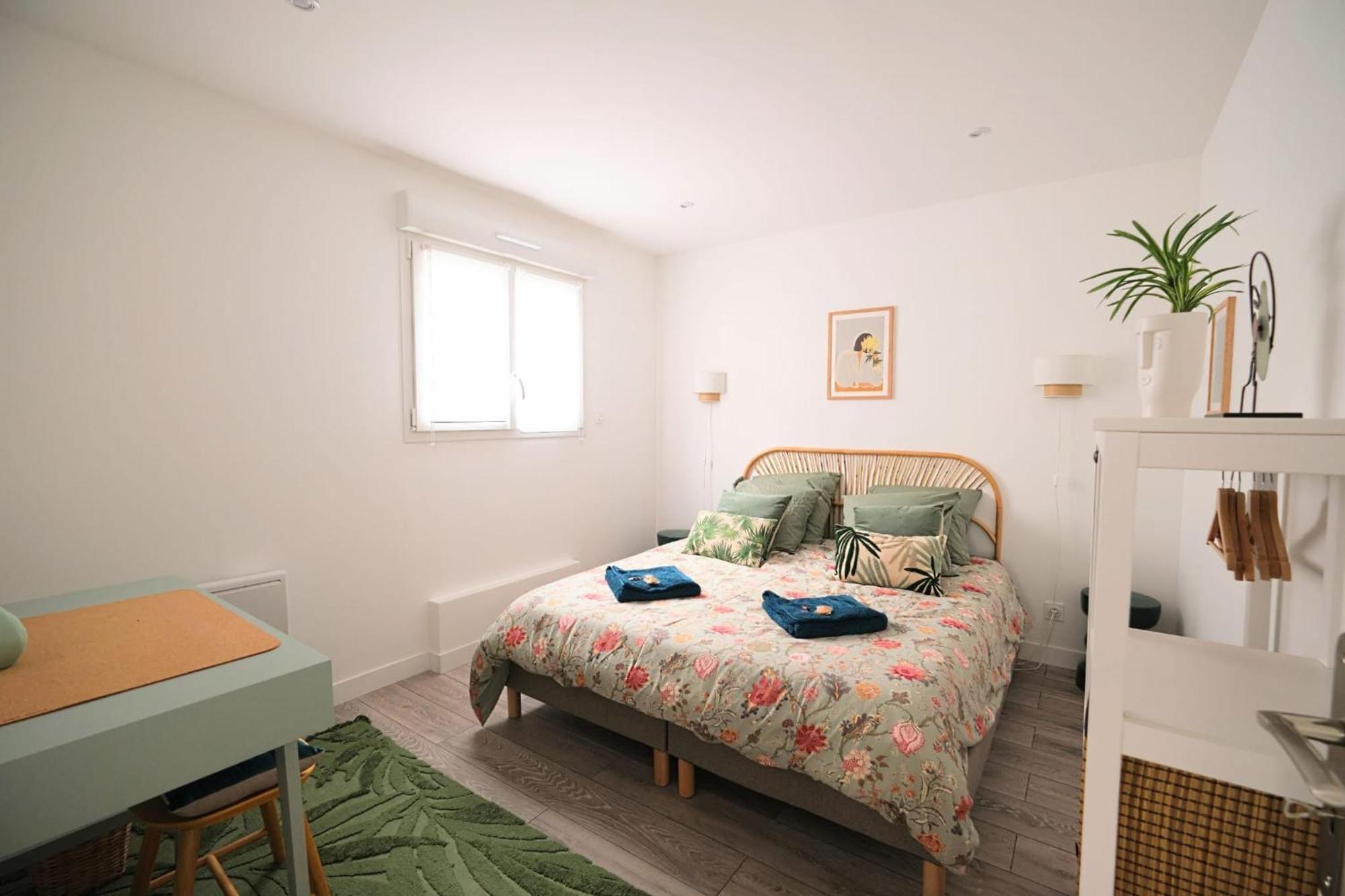 Dewailly, 2 Chambres, 3 Lits, Elegant, 700M Centre Ville أميا المظهر الخارجي الصورة