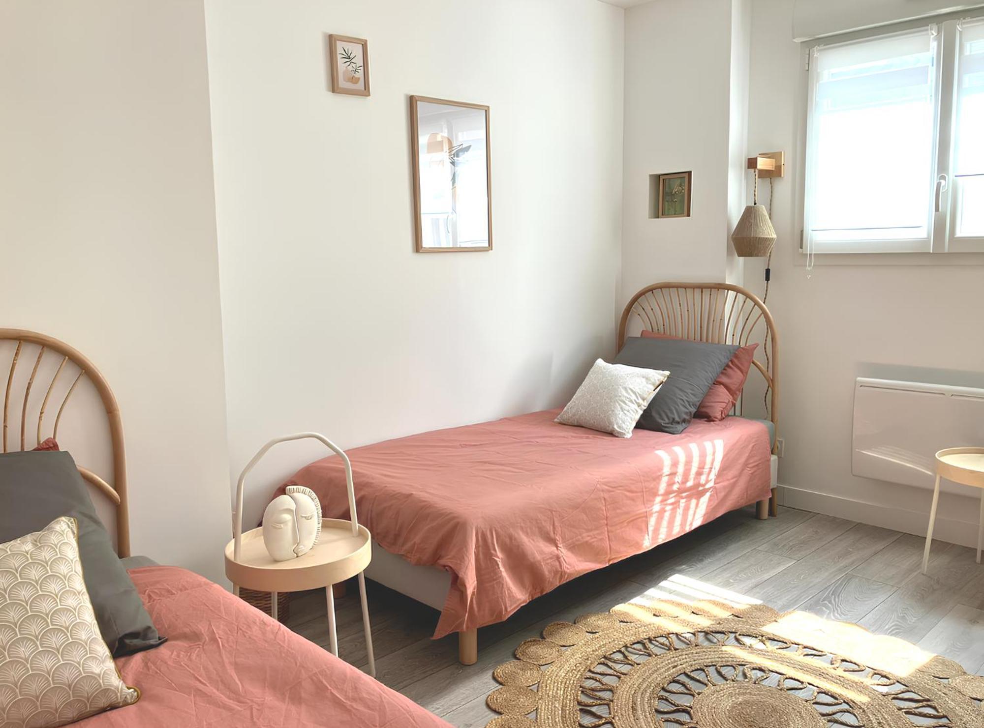 Dewailly, 2 Chambres, 3 Lits, Elegant, 700M Centre Ville أميا المظهر الخارجي الصورة