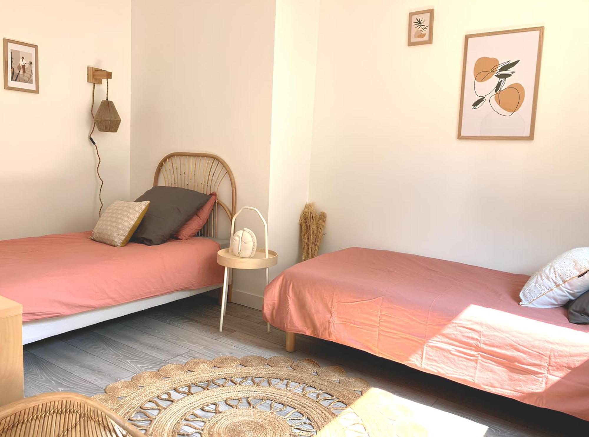Dewailly, 2 Chambres, 3 Lits, Elegant, 700M Centre Ville أميا المظهر الخارجي الصورة
